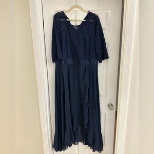 BRAND NEW WOMAN’S PLUS SIZE SOLID COLOR